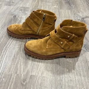 Vince Suede tan lug sole combat boot